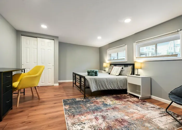 Holiday home Funky Family Home: Ping Pong, Workspace & Comfort Pittsburgh
