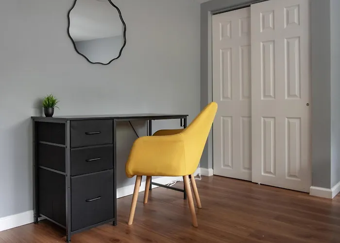Funky Family Home: Ping Pong, Workspace & Comfort Holiday home *