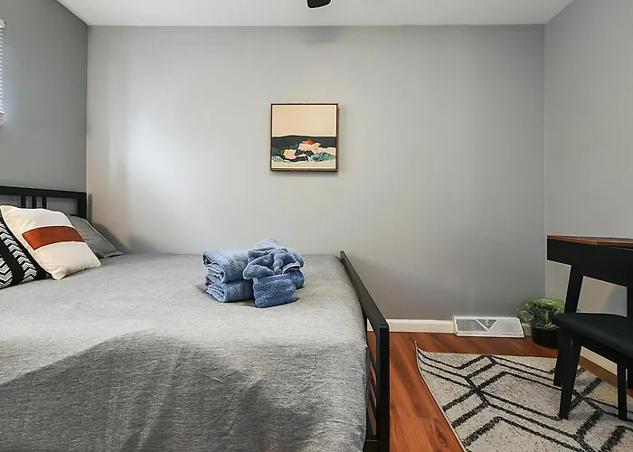 Funky Family Home: Ping Pong, Workspace & Comfort Holiday home Pittsburgh